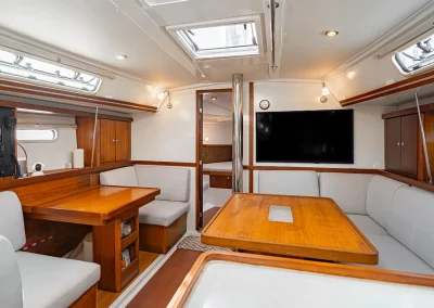 Le Figuier Sailing - Interior Sofa and Tables